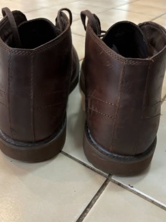 L.L. Bean Stonington Chukka Boots Men’s Size 10.5 Brown main image 2